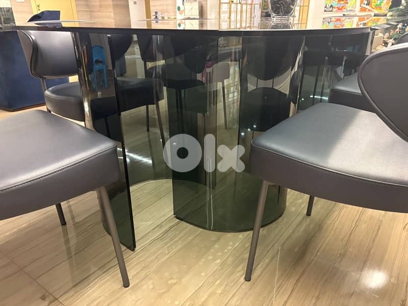 glass dinning table 1