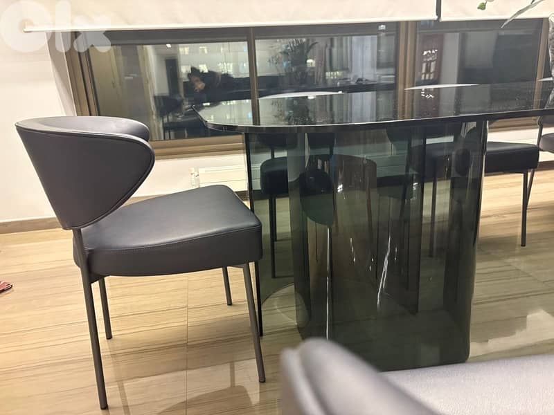 glass dinning table 2