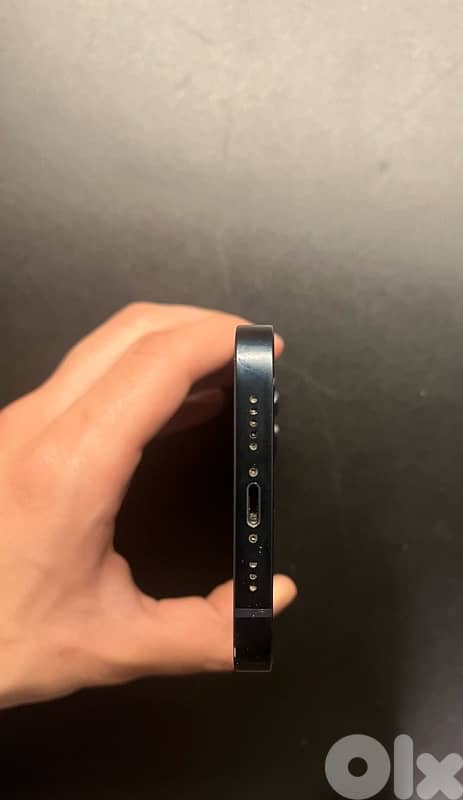 Very clean iphone 13 128gb 1