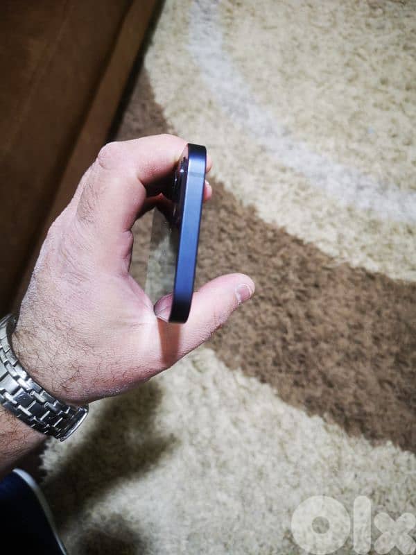 I Phone 12 ( 256 GB Memory) used like New 3