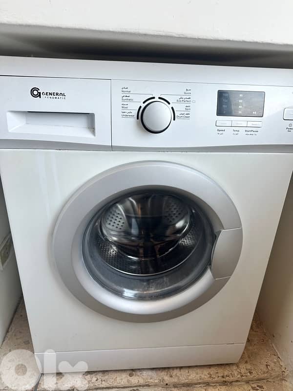 فرش منزل بحالة ممتازة 5