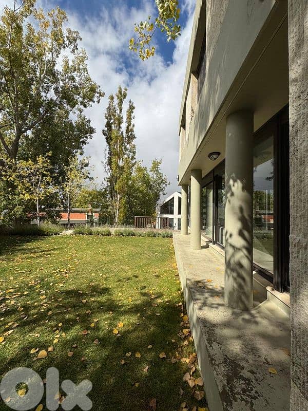 detached triplex for sale in faqra club    تريبلكس منفصل للبيع في فقرا 3