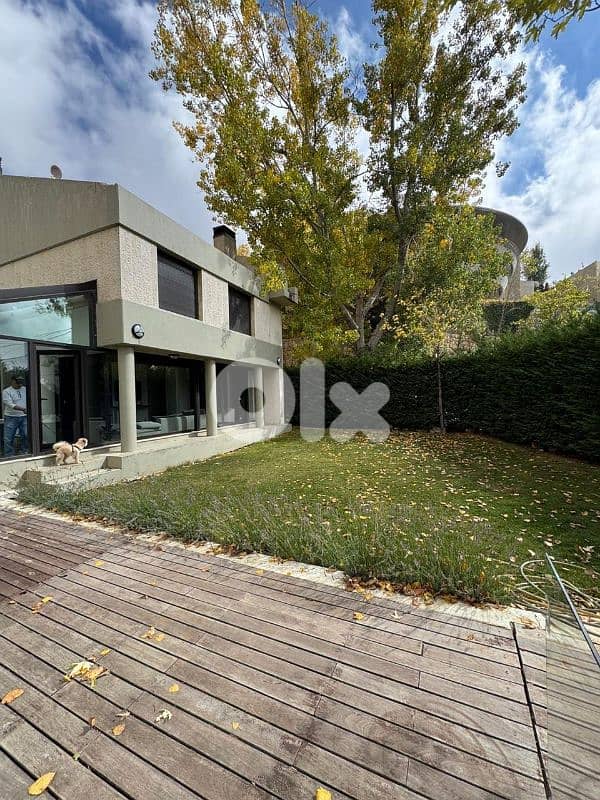 detached triplex for sale in faqra club    تريبلكس منفصل للبيع في فقرا 5