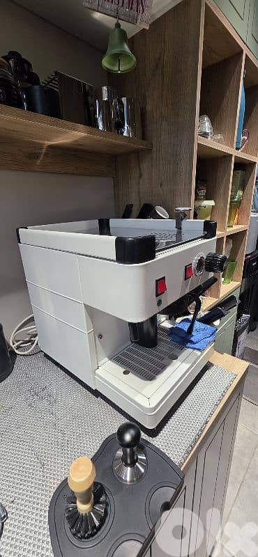 Coffee machine brand new 1
