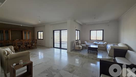 Apartment for Rent in Hazmieh شقة للإيجار في الحازمية