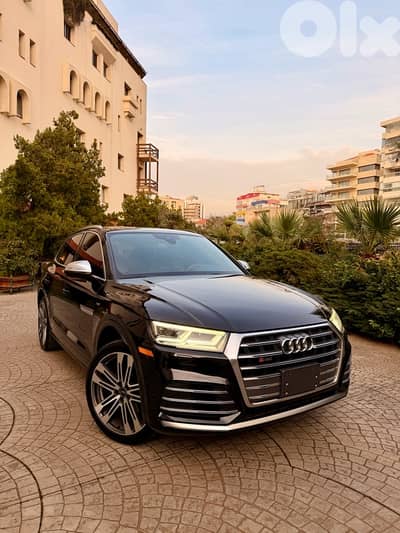 Audi SQ5 - Quattro - 2018 - Sline - clean carfax - highest specs