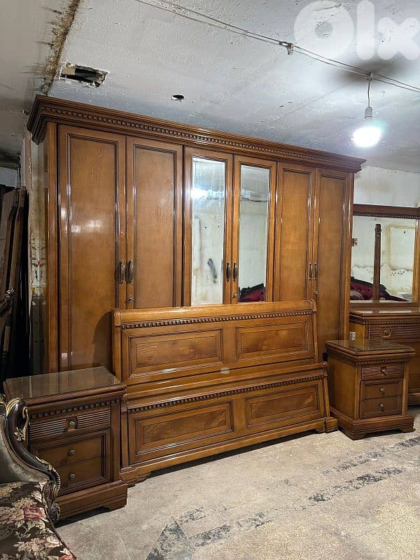 اوضة نوم خشب زان ولاتي كلا ملبسة قشر 1