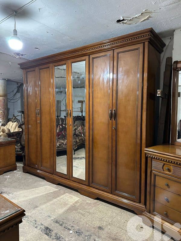 اوضة نوم خشب زان ولاتي كلا ملبسة قشر 3