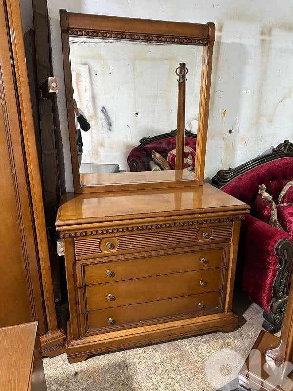 اوضة نوم خشب زان ولاتي كلا ملبسة قشر 4