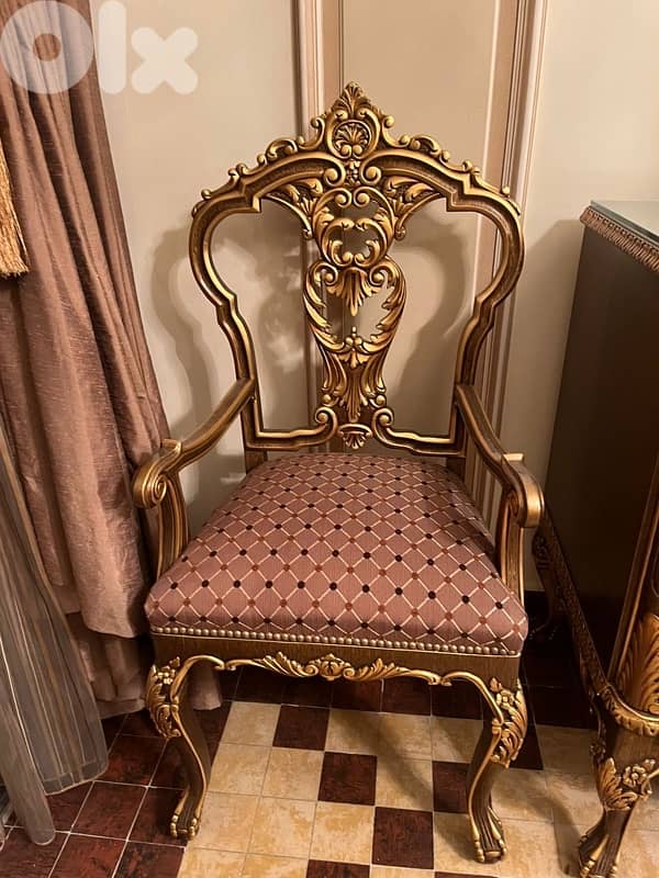 Rare Louis XIV Beech Wood 5