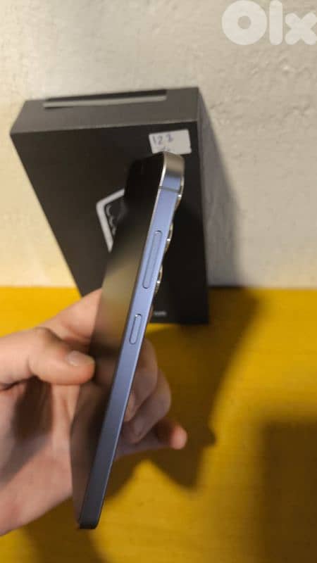 Samsung s25 12/256 2