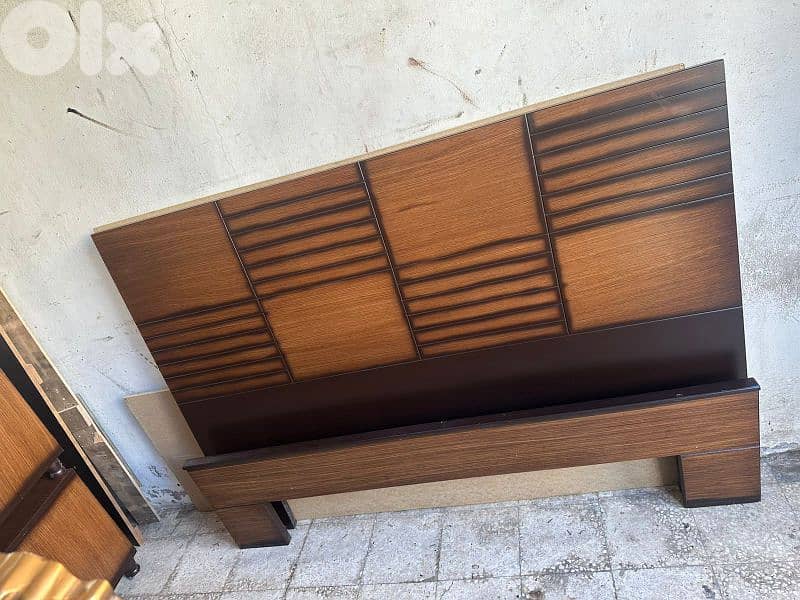 توابع اوضة نوم مجوز كتير مرتبين ونظاف 4