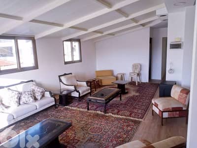 Roof Apartment for Rent – Mansourieh