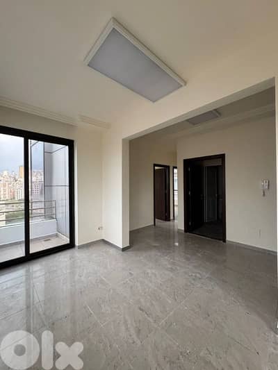 office for rent in Adlieh