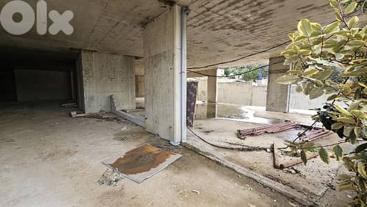 RWB560EA - Core and shell showroom for rent in Kfarhbab