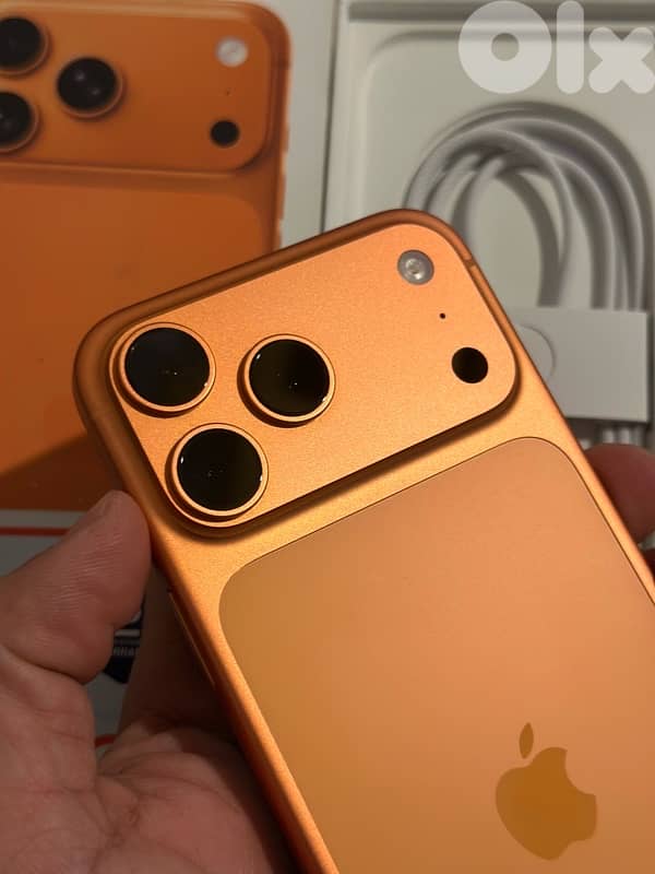 Iphone 17 Pro max 256GB Sim+ Esim Warranty 2 years 3