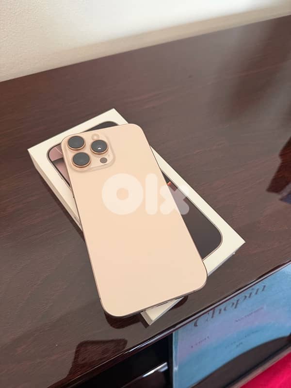 iphone 16 pro max 256gb 98 battery 1