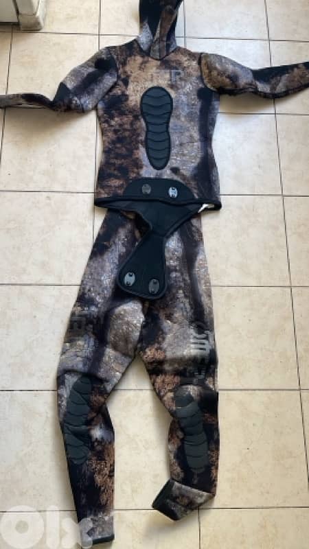 diving suit 7mm and 5mm 1