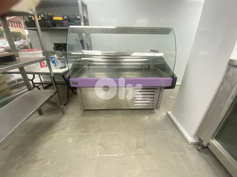 برادات واجهة  بحالة ممتازة 4