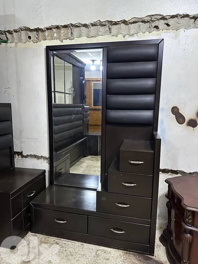 Full bedroom used like new