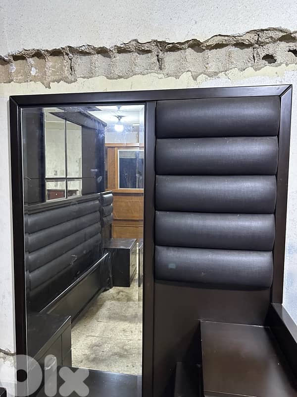 Full bedroom used like new 2