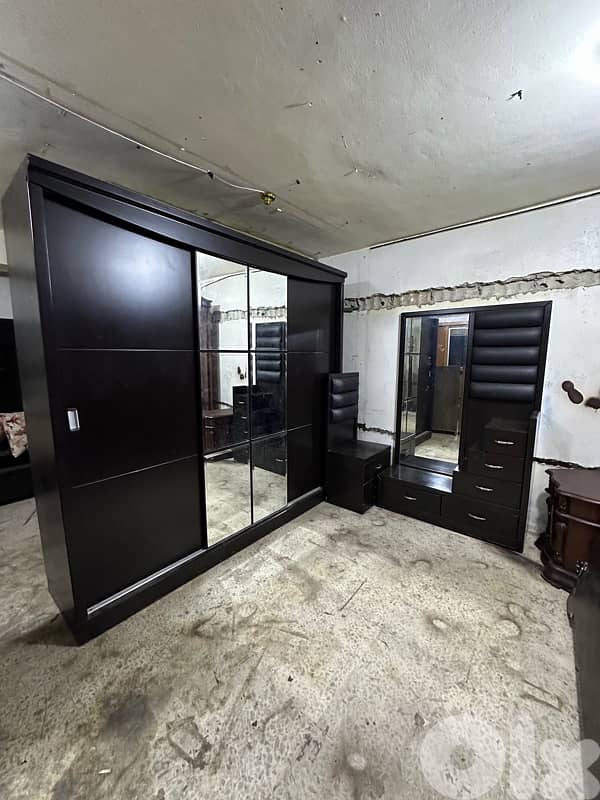 Full bedroom used like new 3