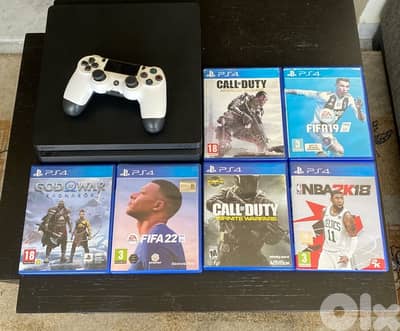 PS4 slim used like new + controller + 6Cds
