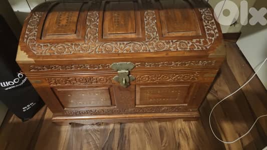 Antiques wooden box