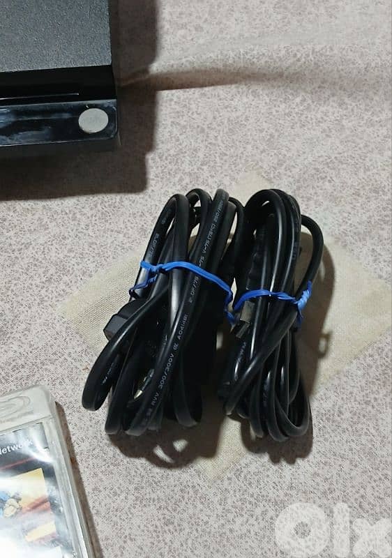 ps3 slim with 2 game fuel and  call of duty 2