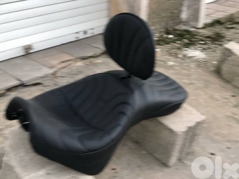 كرسي جلد مع سندة أميركية للدراجة هوندا شادو   750 موديل 2007 حتى 2015 1