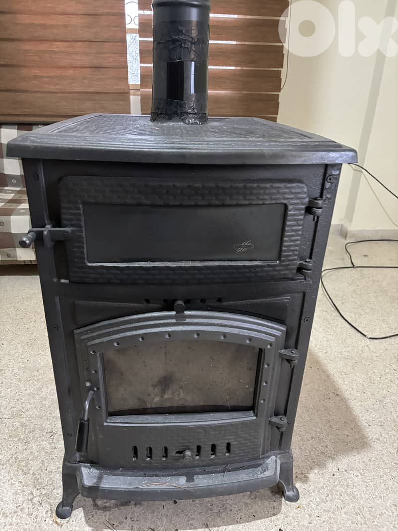 Wood Font fireplace 4