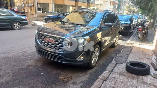 GMC Terrain 2.0 lts-4×4- Super clean-سعر مغر