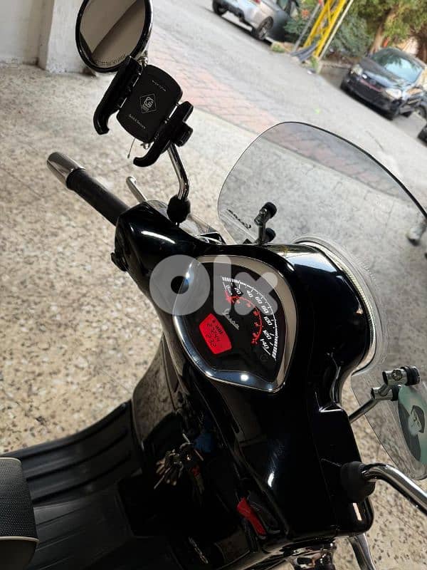 Vespa 300 gts 2