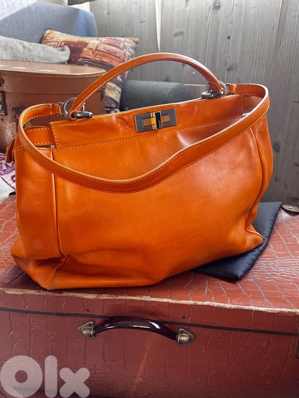 FENDI AUTHENTIC LARPE PEEKABOO 6