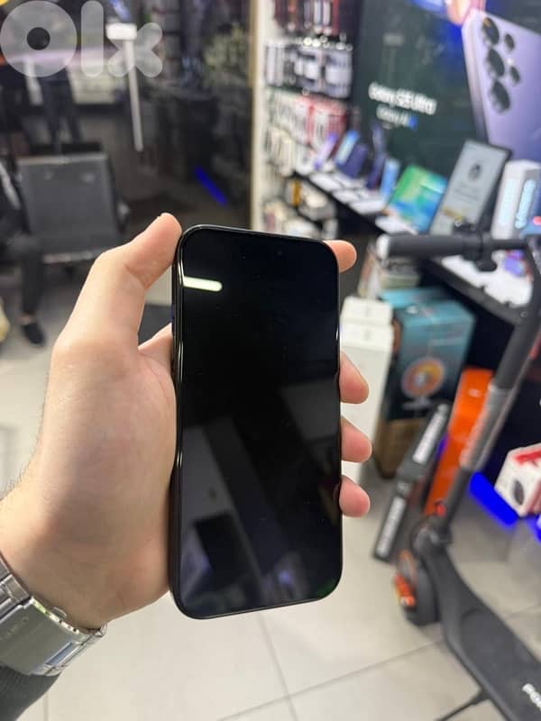 Iphone 16 pro 99% battery health 1