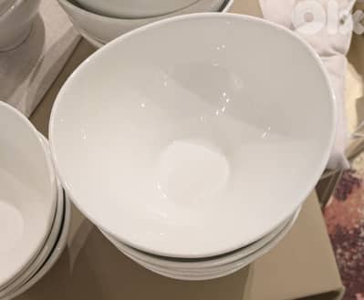 White kitchen Bowl / Jout Bid