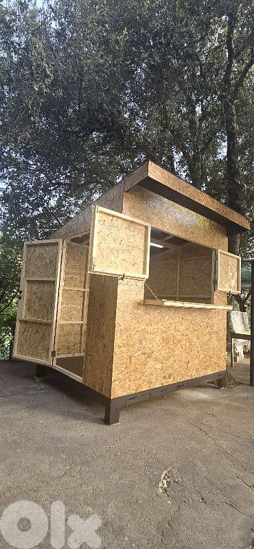 wooden kiosk 2