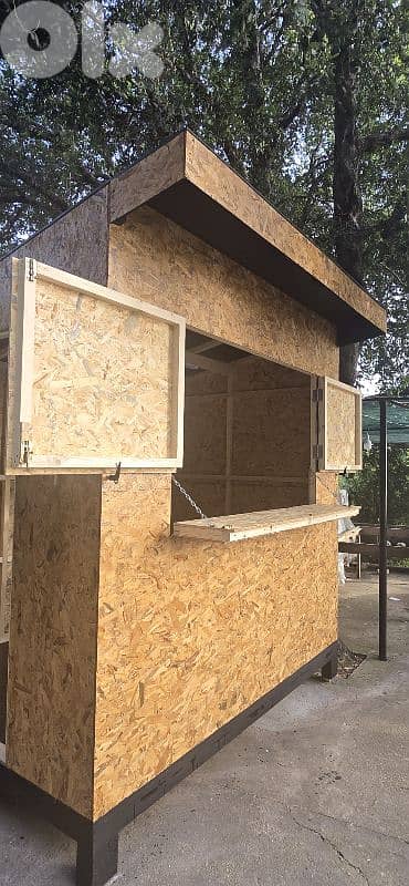 wooden kiosk 9