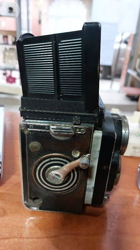 كاميرا  ROLLEIFLEX 3
