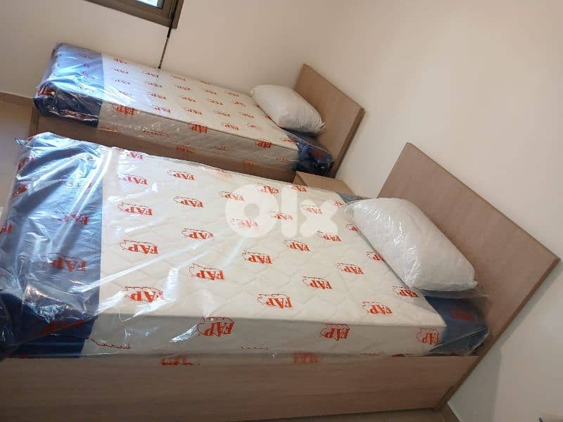 تخت متر لاميكا. Single bed 1m 1