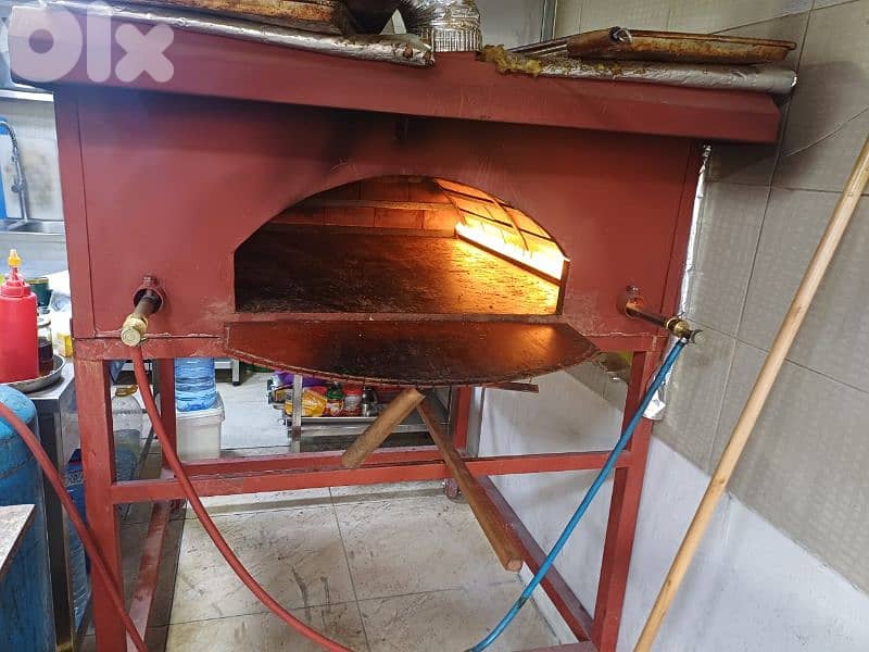 فرن مناقيش ورقاقة عجين بحالة ممتازة 1