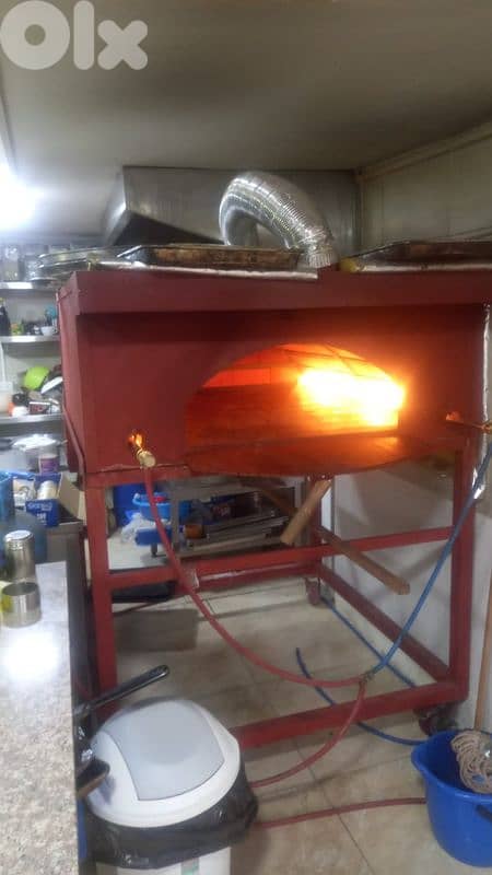 فرن مناقيش ورقاقة عجين بحالة ممتازة 2