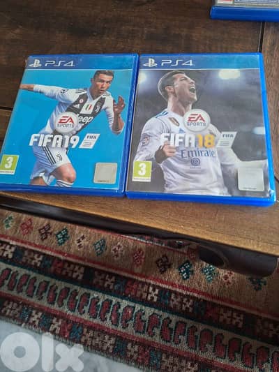 2 ps4 cds fifa 18 and 19