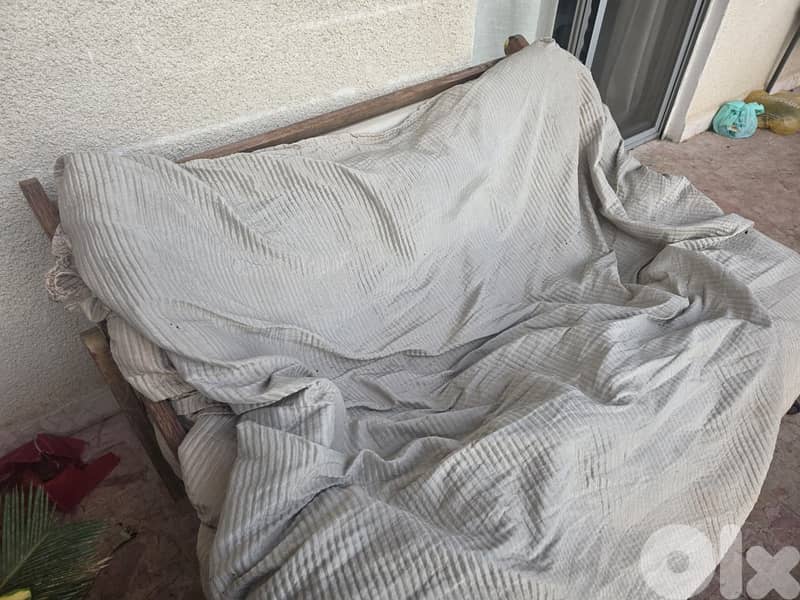 Wooden Balcony Lounge Chair / Daybed – Solid & Comfortable 1