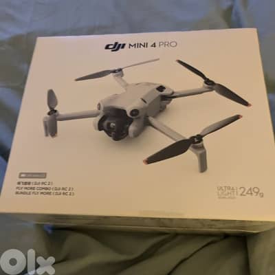 DJI Mini 4 Pro Fly More Combo