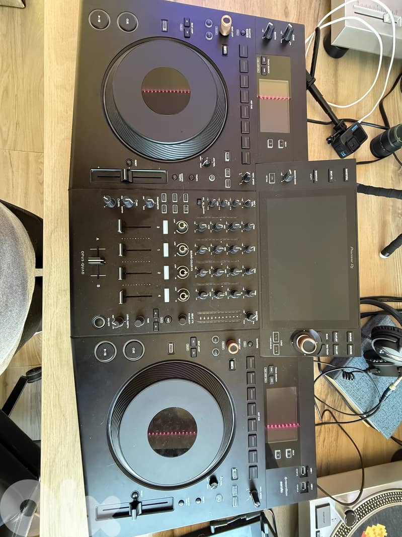 Alpha Theta Opus Quad ( used but very clean) 1