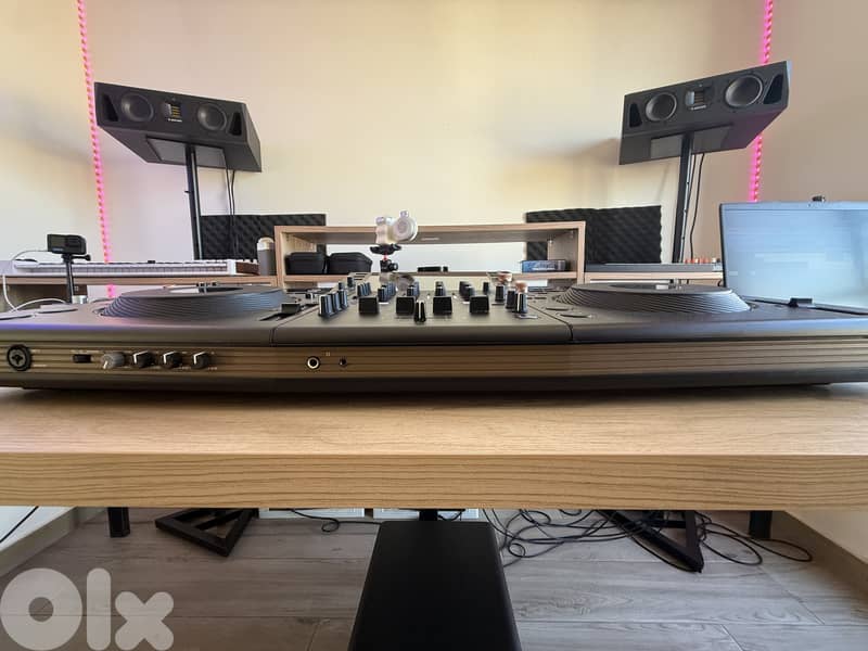 Alpha Theta Opus Quad ( used but very clean) 4