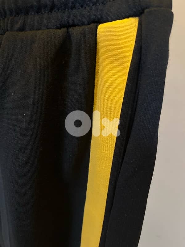 ZARA top + jogging pant  both new in tag for 16$ 9