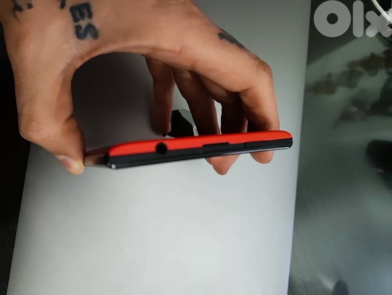 Limited Edition Red 4