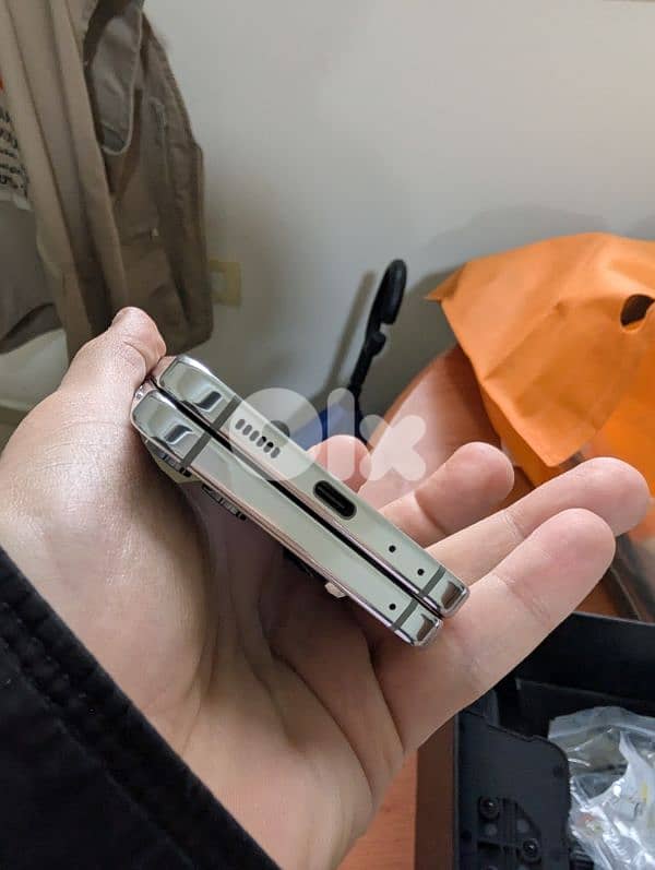 Samsung flip5 256 Green 2